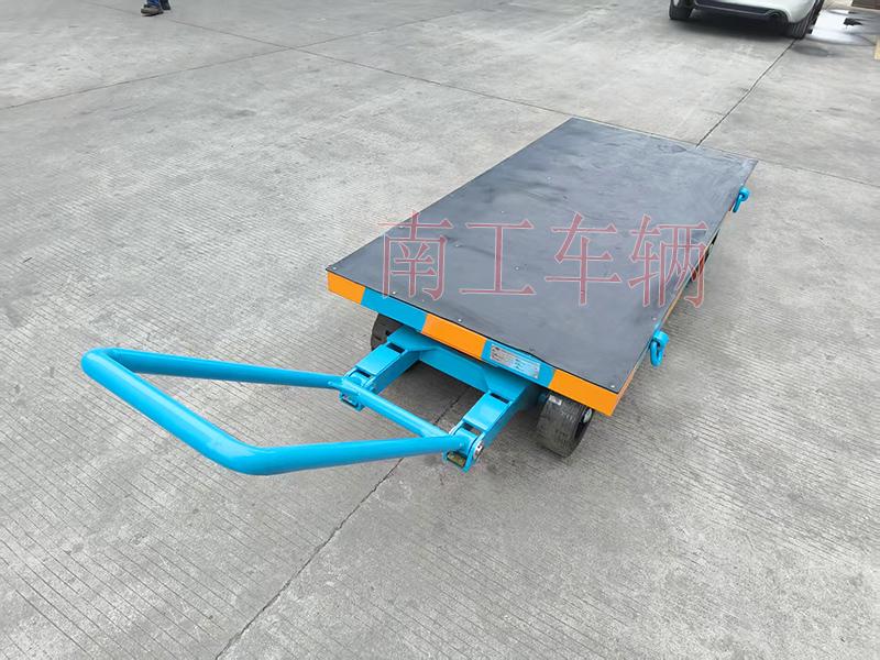 3吨小型乐玩在线手机版(大中国区) 带橡胶垫工具车