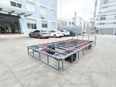 4吨骨架式乐玩在线手机版(大中国区) 带下翻护栏工具拖车5I.jpg